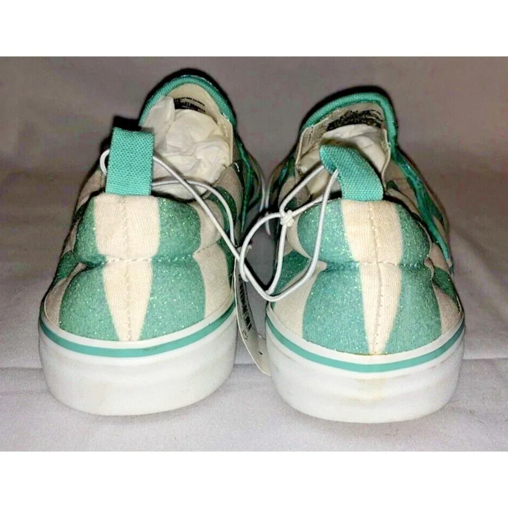 New Old Navy Shoes Canvas Slip-on  Loafers Girls Size 4 striped green